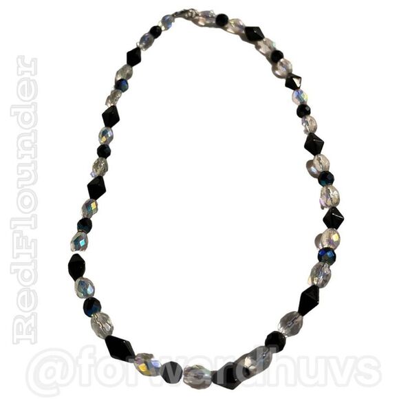 Black and Clear Faceted Rhinestone Necklace With Silver Tone Clasp - Picture 11 of 12